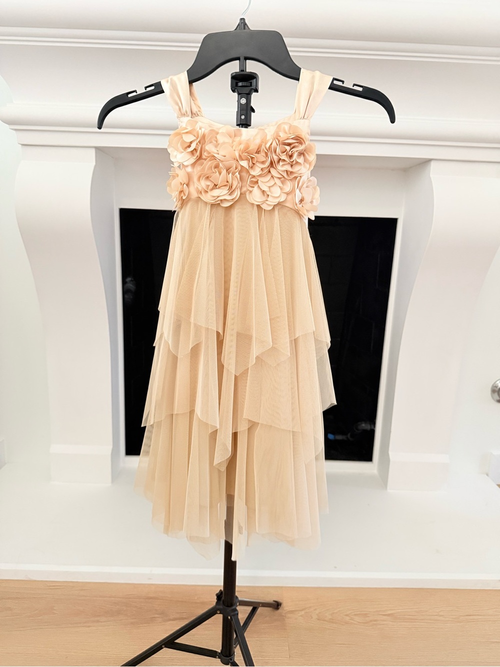Pretty Girls Gold Floral Tiered Tulle Dress - Girls 6